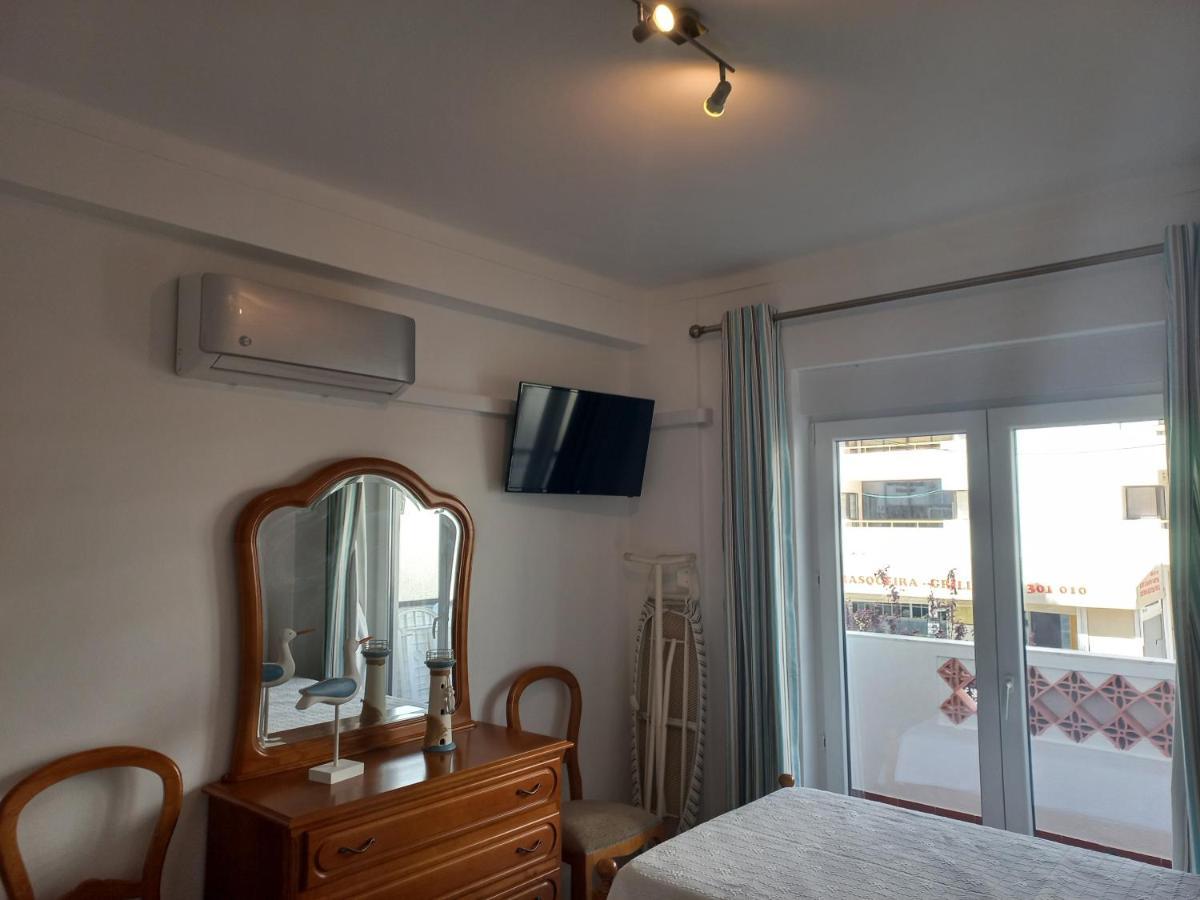 Regueiro Quarteira Beach Apartment Ngoại thất bức ảnh