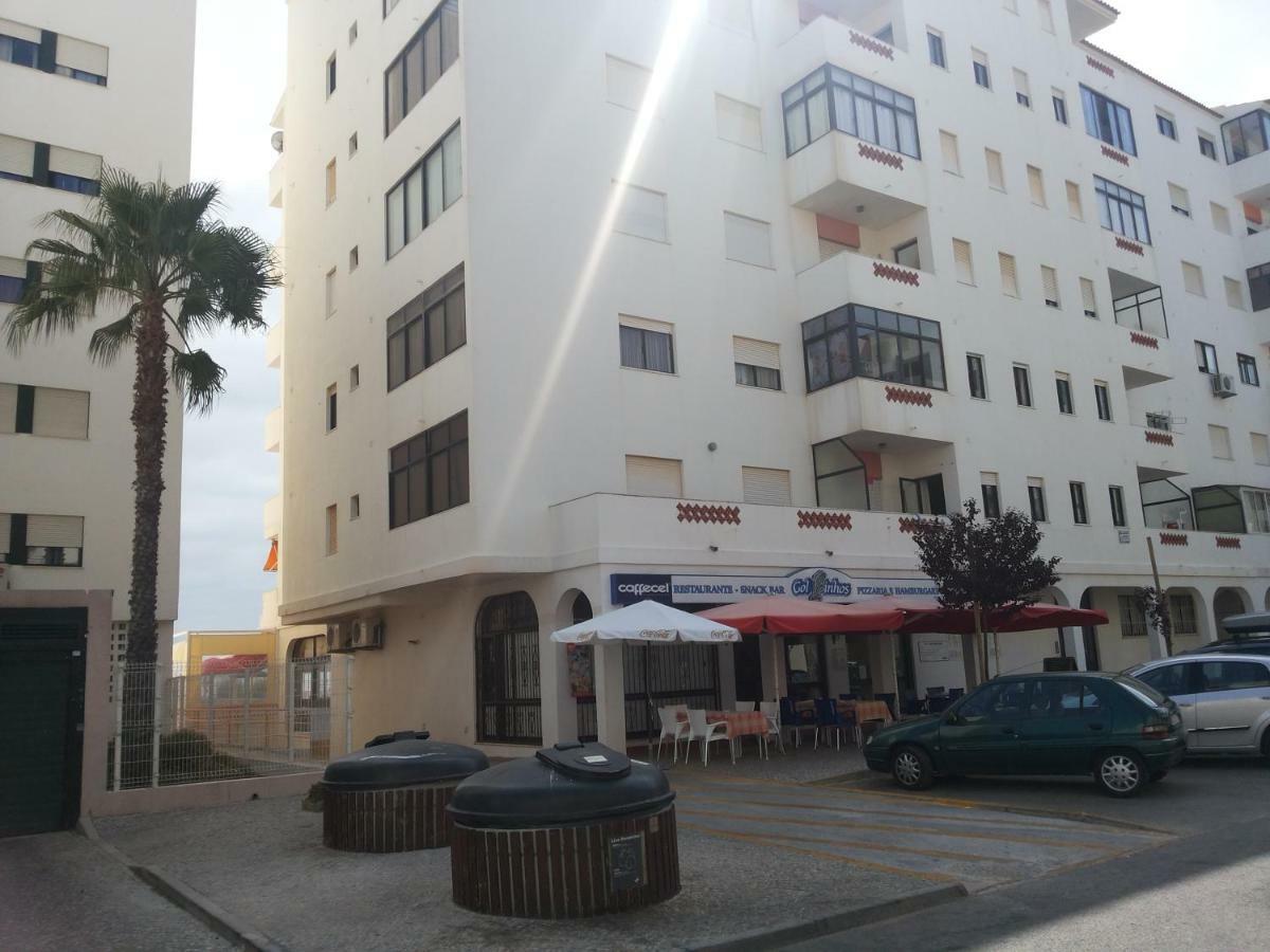 Regueiro Quarteira Beach Apartment Ngoại thất bức ảnh
